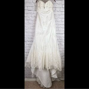 bridesmaid dresses for muslim Amalia  Mia Solano